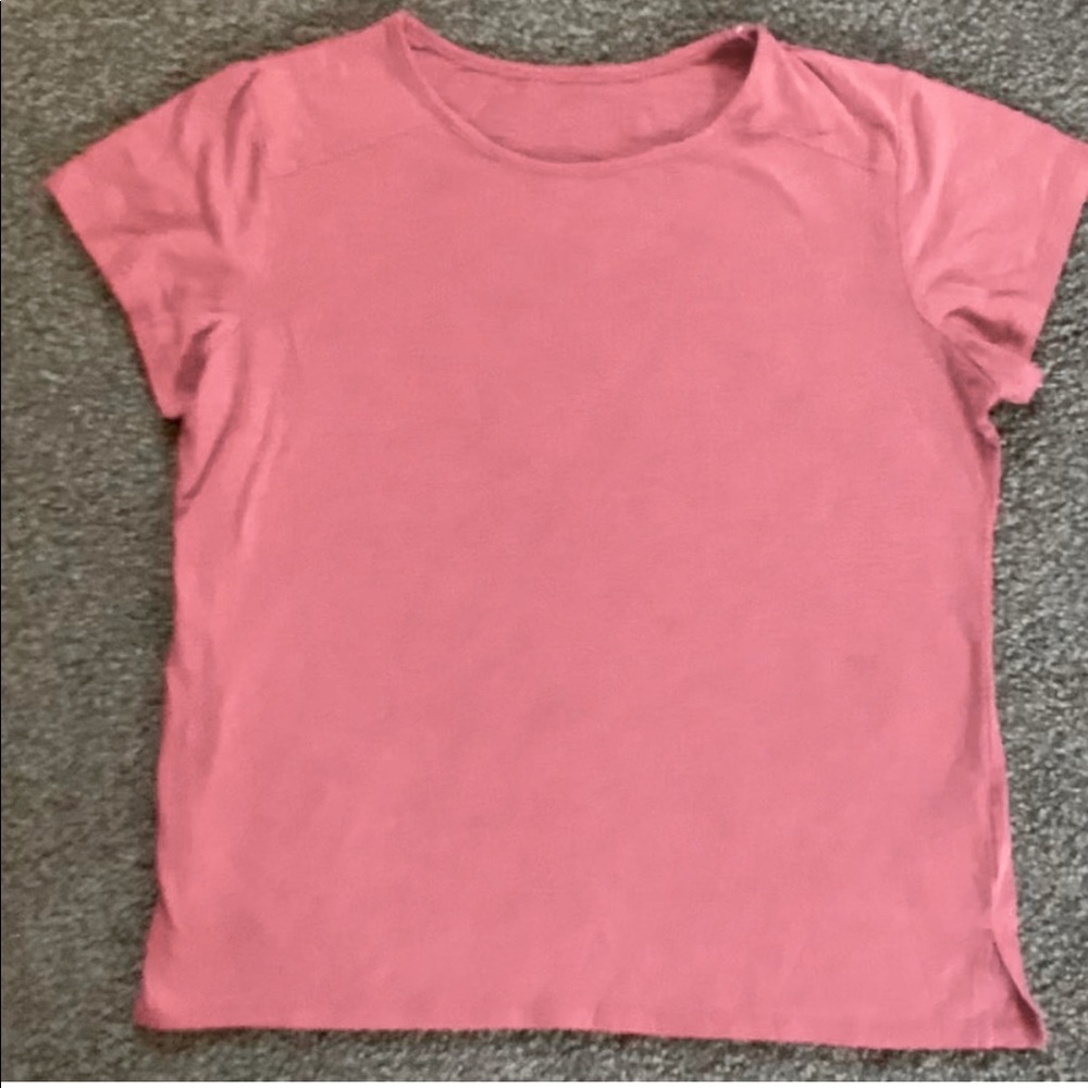 Rose T-shirt